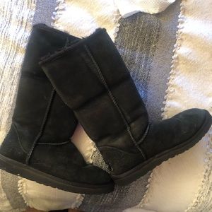 Black Talk Ugg Boots